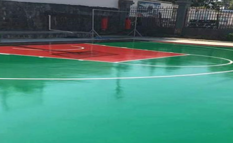晋城篮球场翻新地面